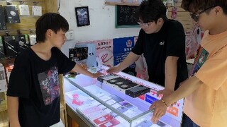 يا صاحب العمل، هناك من هرب دون دفع الحساب، الهاتف! هاتفي! #اضحك كلما شاهدت هذا #هذه الحركة جعلتني أش