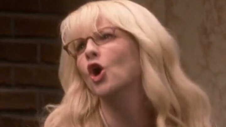 Scheming woman Bonnie: Is this your first day as a woman?! ? ? High energy throughout