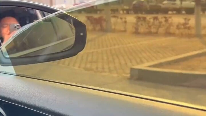The weather’s such that the AC is too cold, but opening the window is too noisy—how can I get some c