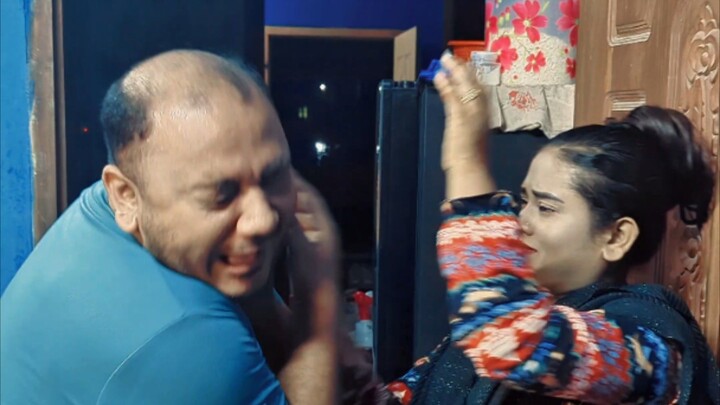 একটু বেশিই রোম্যান্টিক 🥰😆😆 হলে যা হয় 😁😁🥴🥴