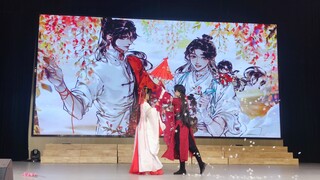 《悦神》怜怜是我，花花没有账号～学校元旦晚会上跳的，花花忘动作了:-)我后面也抢拍子了参考了裴玥老师的动作～