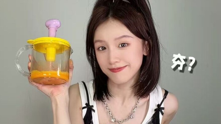 A culinary novice takes on the Chinese restaurant kitchen: a mega review of must-have gadgets—whose 