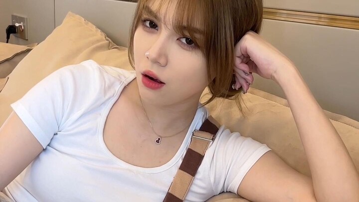 Deep Sisterhood Bonds