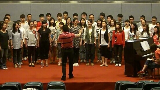 [Xiao Zhan] Chongqing Technology and Business University Choir training "Ronghua", Zhan Zhan is awes