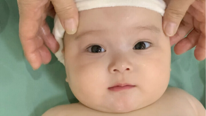 Perawatan Kulit Mewah untuk Kulit Berisi