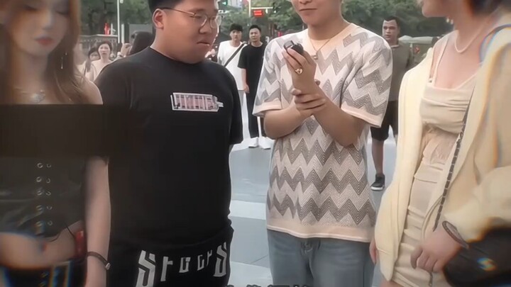 “Spiral Ball dí lên đầu bạn”