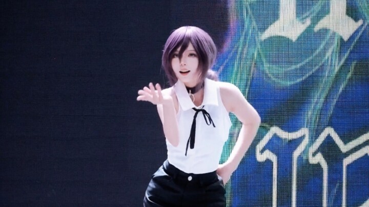 ถูกชมว่าเหมือนเรเซ่ในโลกความจริง! ได้เต้นเพลง IRIS OUT