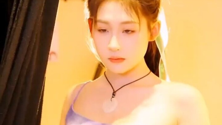 تعتقد أنها عابرة للزمان؟ في الحقيقة، تستطيع التنقل بين الماضي والحاضر... هذا أمر مذهل حقًا!