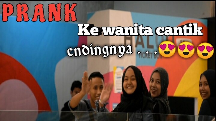 PRANK !!  SOK KENAL SAMA CEWEK CANTIK NGAKU JADI PONAKAN