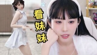 蛋宝用周姐账号看妹妹跳舞：兄弟们就爱看这个啊