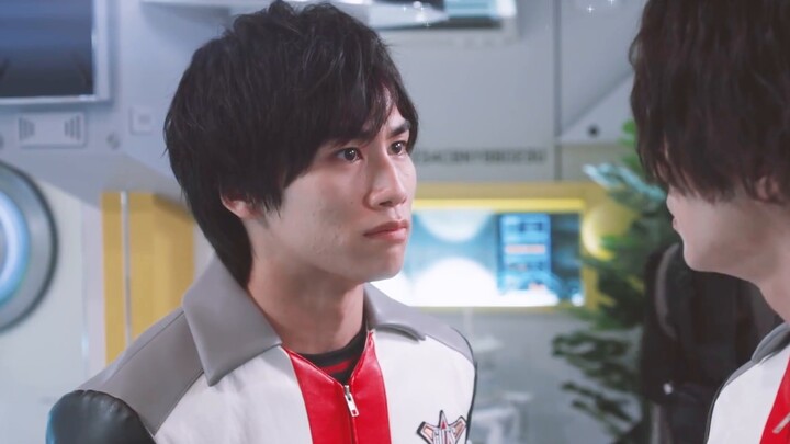 "Ultraman Triga Special Z" × "Love and Manaka Kengo"√