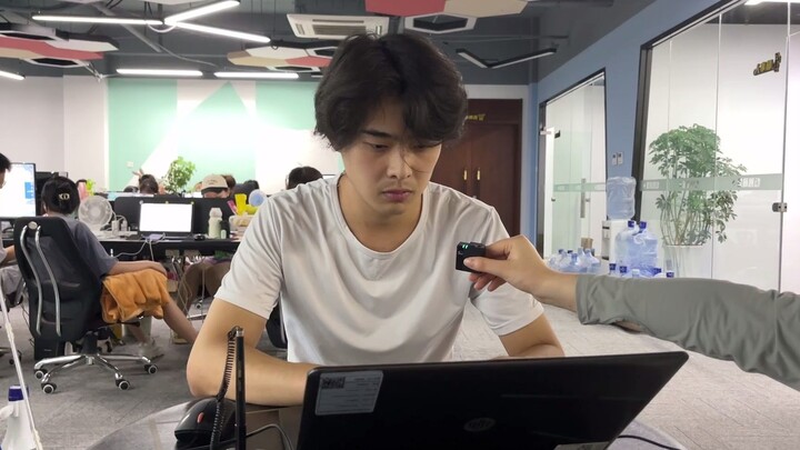 เกี่ยวกับเพื่อนร่วมงาน การหาพันธมิตร