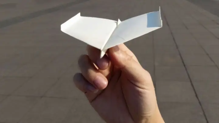 How To Make The Best Paper Airplane That Goes Really Far