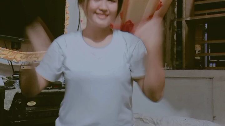 Just let me in HAHAHA 🤣 I don't know how to Dance hahaha