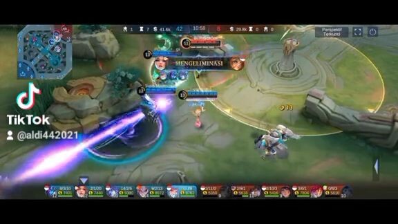 ngerusuh di mid land.. aotu menang!!!