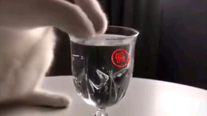 Về chuyện mèo uống “nước siêu tiến hóa”