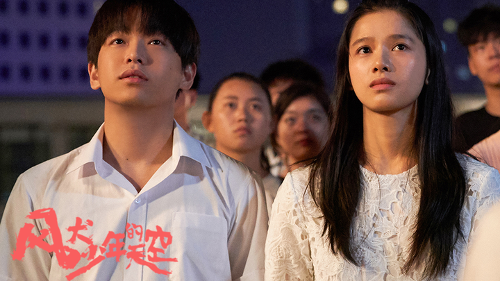 In order not to make the person I like sad, I pretend to be strong!