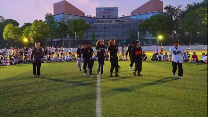 【NCTU of Caida】211 Division Play Ball Campus Dance Roadshow ‖ Caida Dance ‖ 8 girls and 1 man's new 