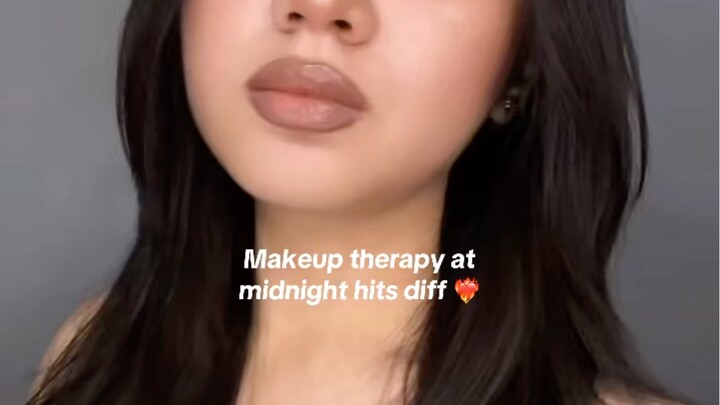 Makeup therapy at 🌝🌙 IG: @itskmrcd_