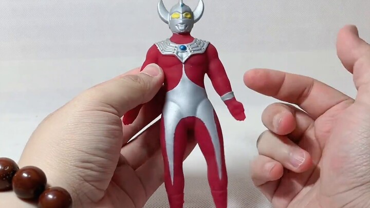 "Authorized" Boneless Sculpture Ultraman Second Episode [Bass Feast's Toy Sharing] Issue 359 Qi'ao T