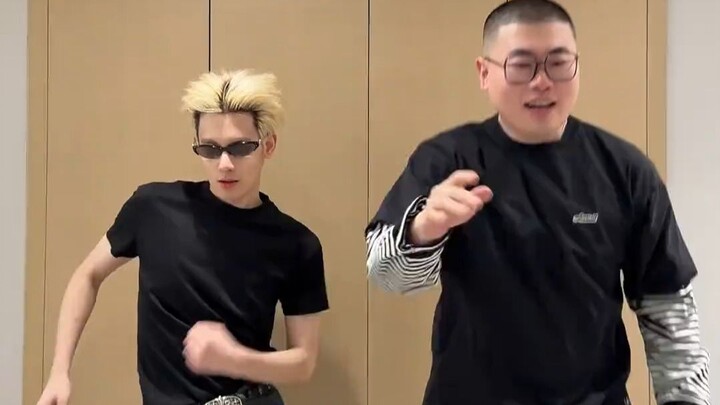 20260416 Loại vũ đạo này cũng phải luyện à anh? Hồ Tiên Húc, Lữ Nghiêm – Video ngắn