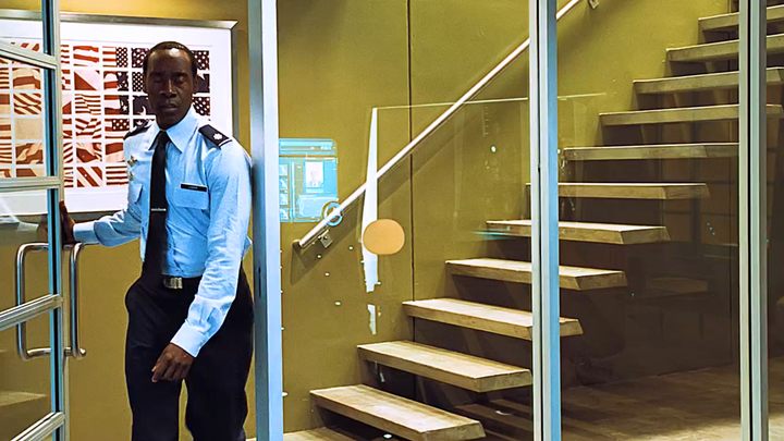 "钢铁侠 因为一个弹夹，罗德直接懵逼