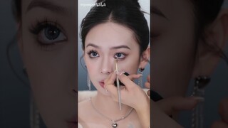 Douyin "Rich Girl" Makeup Look 💰✨ # shorts #makeup #douyin #beautiful #aesthetic