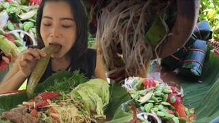 กินข้าวจ้า ตำป่า ส้มงัวแซ่บหลายจ้าข้าวติบใหญ่ๆคือเก่าตามสไตส์อินางลัย22/มิถุนายน/2020