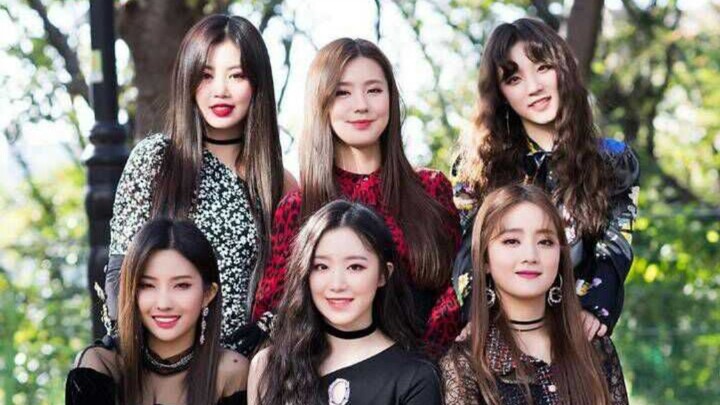 Cover lagu "Crazy" dari (G)l-DLE dalam estafet dansa selama 4 menit