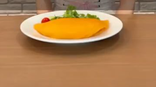 So is this a positive or negative thing? #Omurice #Drawing #MaidCafe #Akihabara #RedFriedRiceMaid...