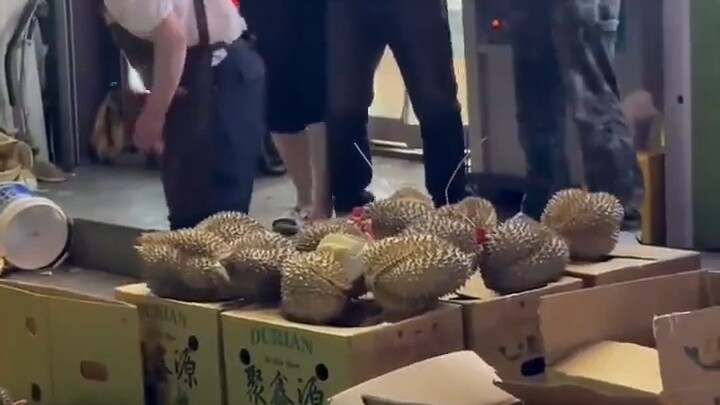 The rider couldn’t reach the customer, so the order couldn’t be delivered and had to be returned to 