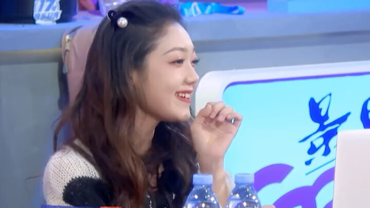 Hoàng Tử bảo Hy Lâm hát là “đôi cánh nhám” hahaha