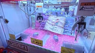 Exclusive Claw Machine Prizes at CAPCOM Arcade!