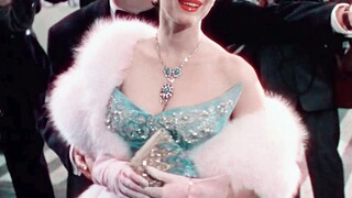 I declare these blue skirts divine!