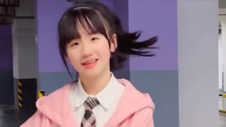 Yiyi Yaya: It seems that everyone likes this outfit very much