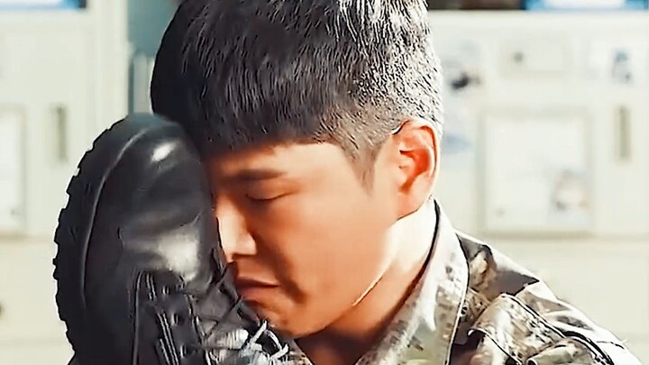 North Korean spy infiltrates the South Korean army, gets assigned shoe‑polishing duty, and unexpecte