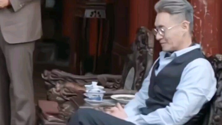 [Xiu Qing‖Feng Zhenghao] My President Feng, who is 180cm tall, with broad shoulders, narrow waist an