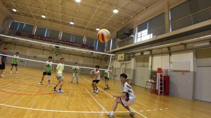 [Volleyball First-Person View] Powerful Spike Straight Down!