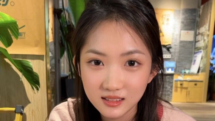 Pasangan kencan yang dikenalkan paman kedua saya ternyata jago padu-padan baju!