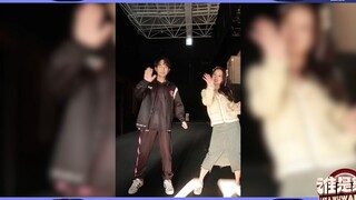 【IVL谁是舞王】曼妮 x Gr傻兜 Wolves幻贺《猪猪侠》