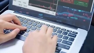 &{เต็มเรื่อง}หนุ่มจนได้ลูกชายอัจฉริยะช่วยให้รวยพันล้านในพริบตา