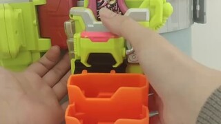 Bạn cũng chỉ là một cái vỏ nhựa to đùng thôi! ? Khe lưu trữ và giết Kamen Rider Ex Aid DX