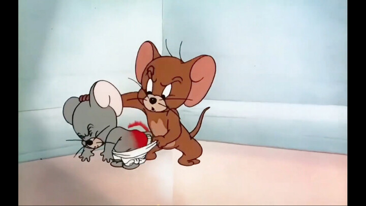Who could possibly say no to an episode of Tom and Jerry?