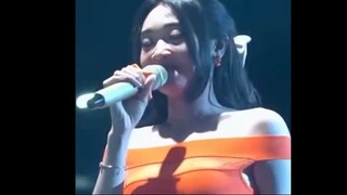 mbak defa makin cantik nih