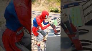 GTA V: SPIDERMAN INDIA SAVING SPIDER VENOM FROM GTA TRAIN #shorts