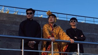 Chắc không còn ai chưa từng có người bạn cùng phòng như thế này đâu nhỉ??