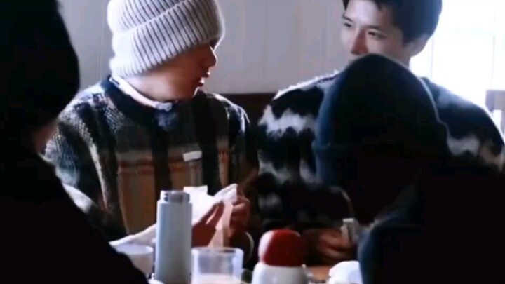 “Flower Studies” and “Empress Dowager Zhou” have gone viral—poor my big sis Qianiu! Now I finally re