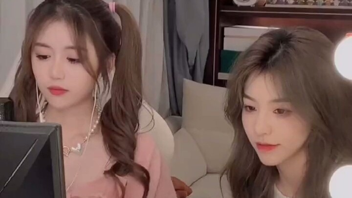 سأحافظ على صوتي أولاً، وسأصرخ عندما ألتقي بالضوء.