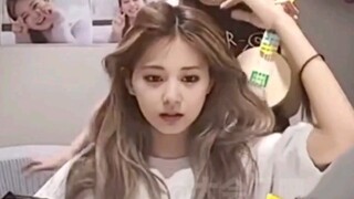 สาวจีนที่สวยกว่าในรูปต้นฉบับถึง 10 เท่าเมื่อเทียบกับรูปทางการ