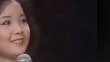 تيريزا تينج: معجزة لغوية تأخرت مسيرتها الغنائية